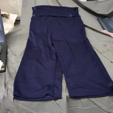 WOMENS NAVY BLUE POLYESTER 3/4 TROUSERS SIZE M