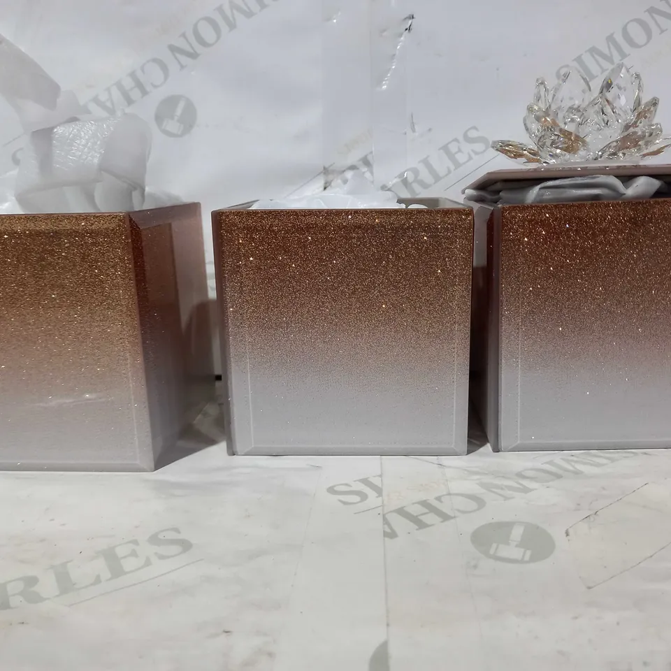 JM BY JULIEN MACDONALD SET OF 3 GLITTER GLASS TRINKET BOXES