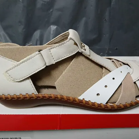 BOXED RIEKER OPENED SEWN SHOES IN CREAM - SIZE 6