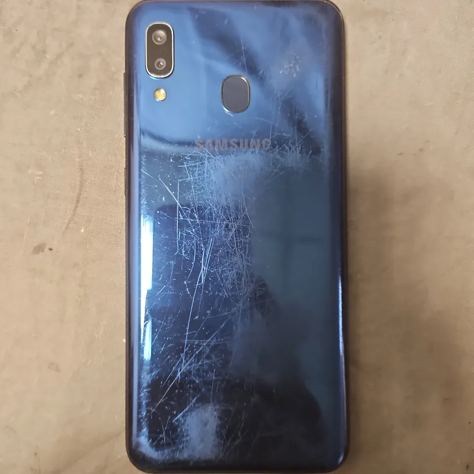 SAMSUNG GALAXY A20 SMARTPHONE