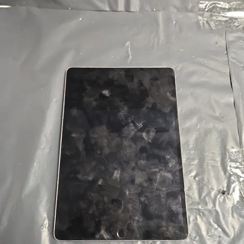 APPLE IPAD PRO MODEL A1701