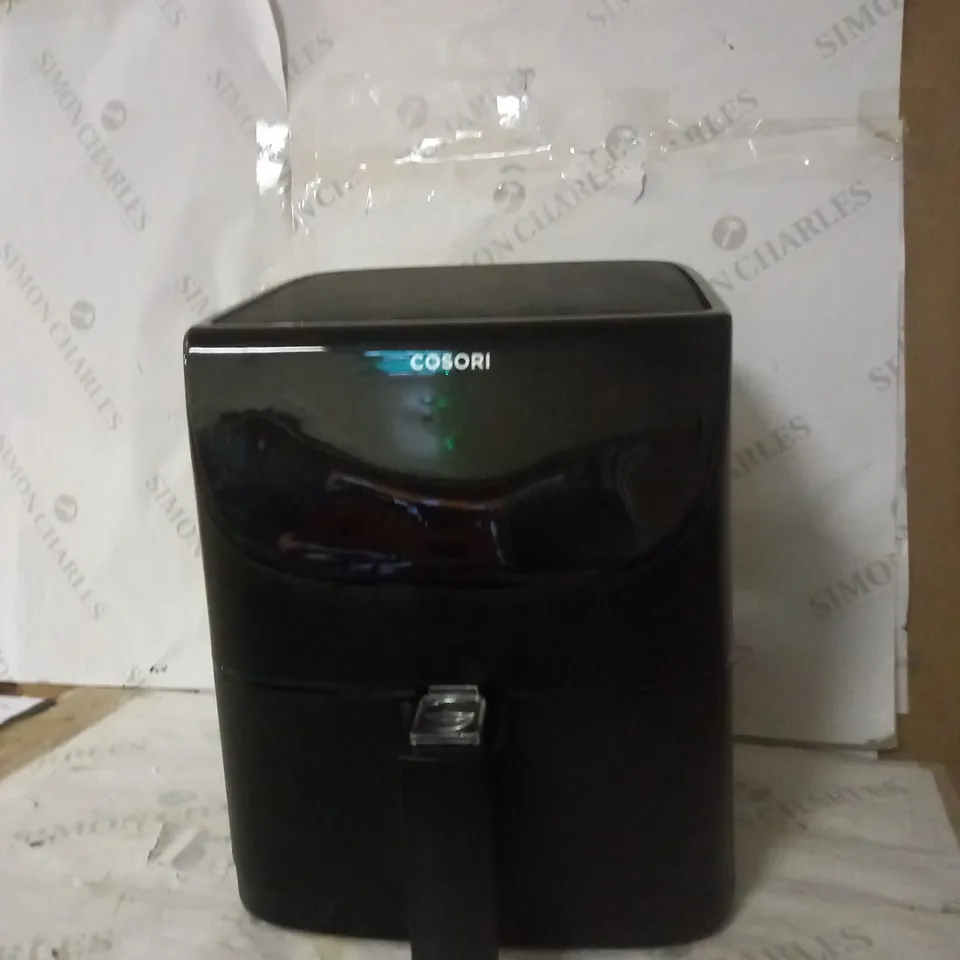 COSORI ELECTRIC HOT AIR FRYER 