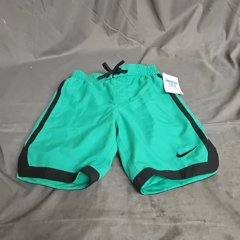 NIKE KIDS SWIM SHORT IN GREEN/BLACK SIZE M