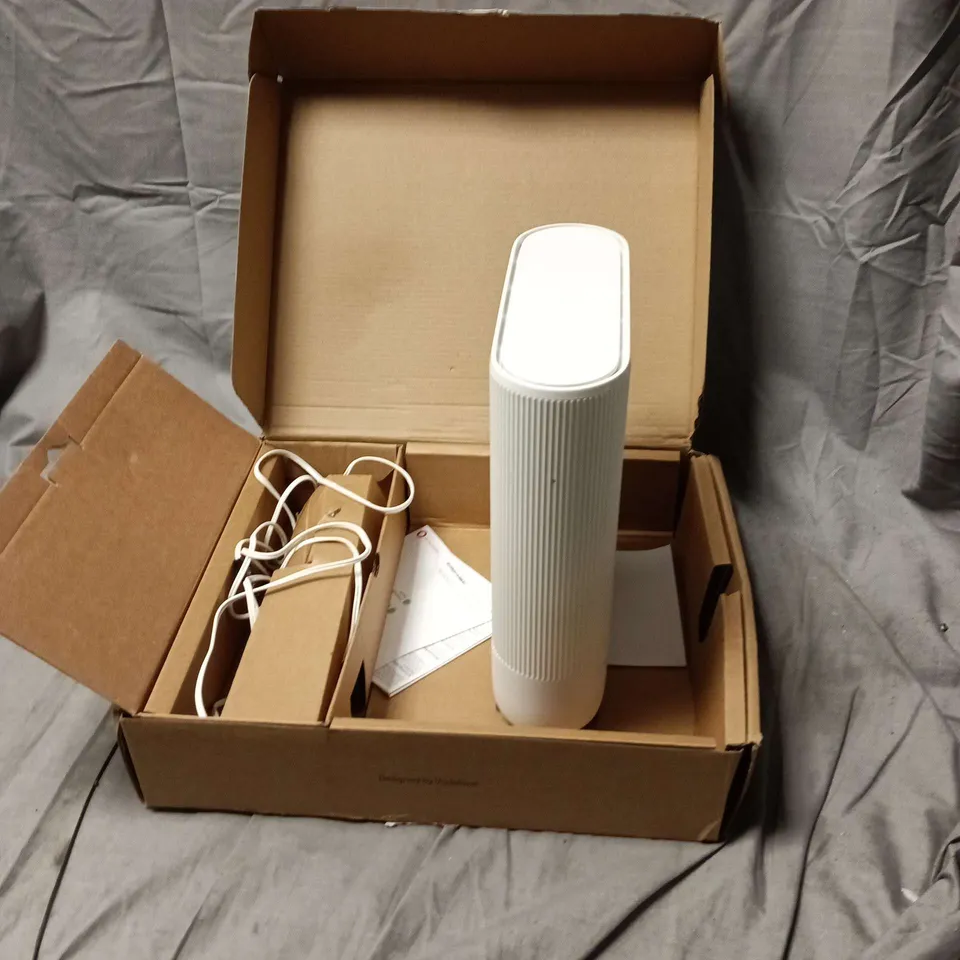 VODAFONE ULTRA HUB 7 FIBRE WITH POWER SUPPLY