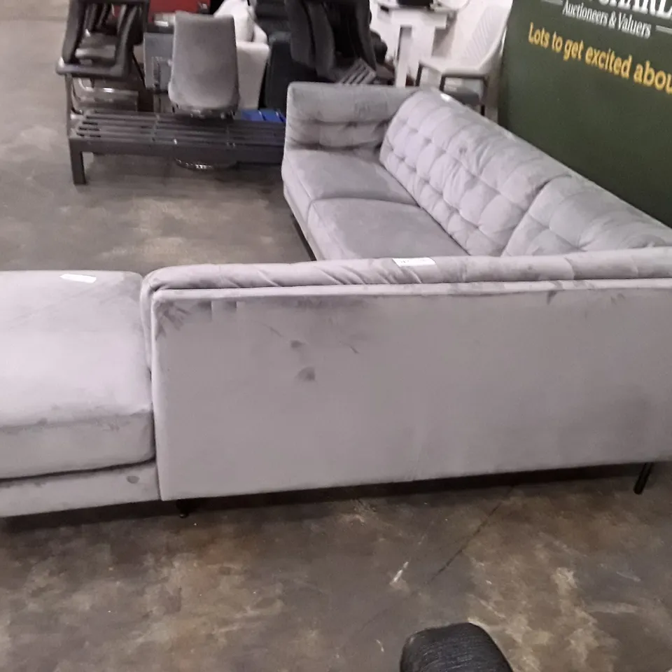 DESIGNER CORNER SOFA WITH RHF CHAISE - GREY FABRIC