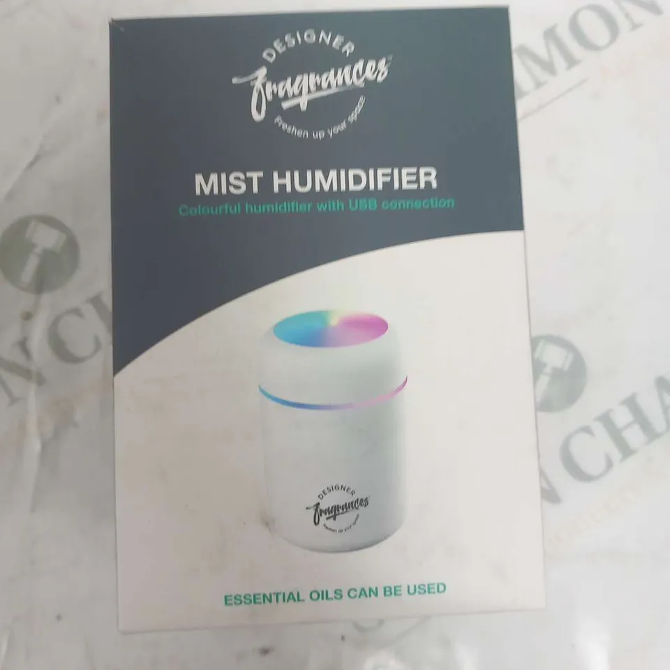 APPROXIMATELY 22 DESIGNER FRAGRANCES MIST HUMIDIFIERS 