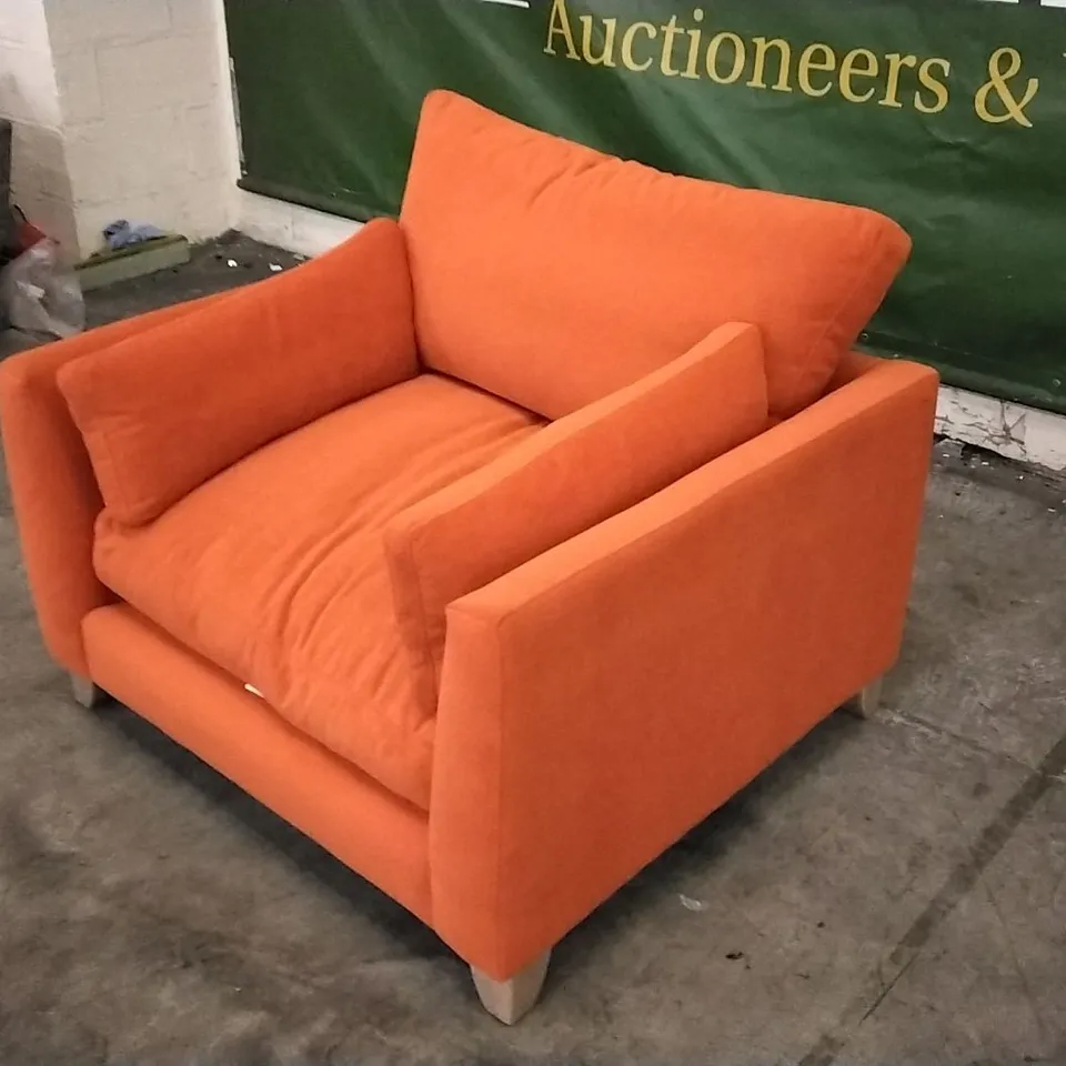 QUALITY DESIGNER LOUNGE CO ARMCHAIR IN ORANGE FABRIC 