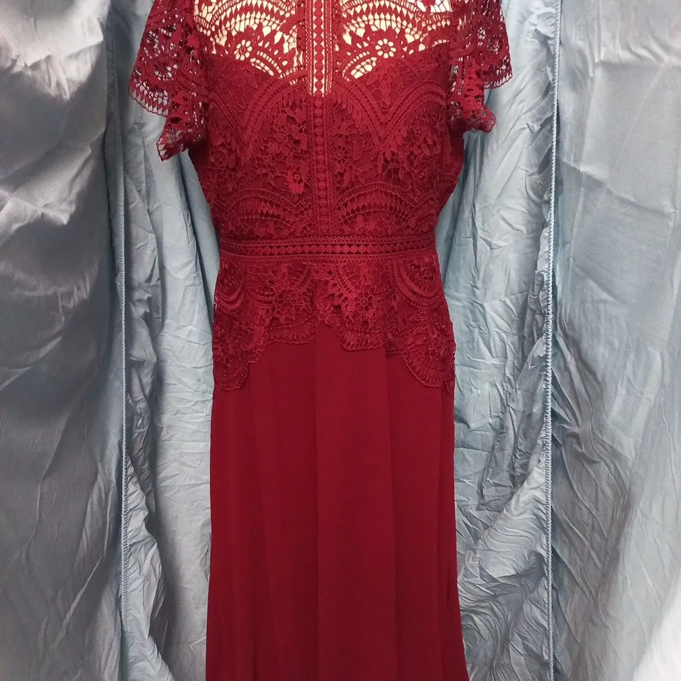 MONSOON BURGUNDY LACE DRESS – UK 12 (EU 40, US 8)