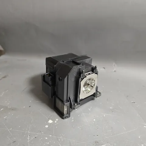 BOXED EPSON ELPLP 80 PROJECTOR SPARE LAMP