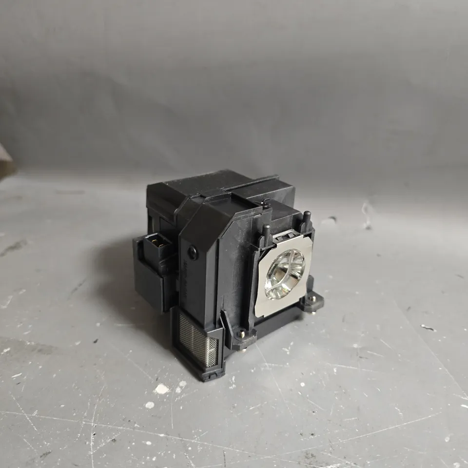 BOXED EPSON ELPLP 80 PROJECTOR SPARE LAMP