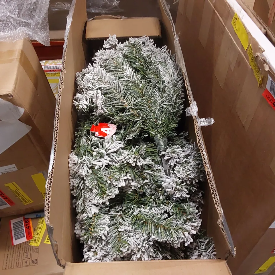 BOXED LIGHTED ARTIFICIAL SPRUCE CHRISTMAS TREE (1 BOX)