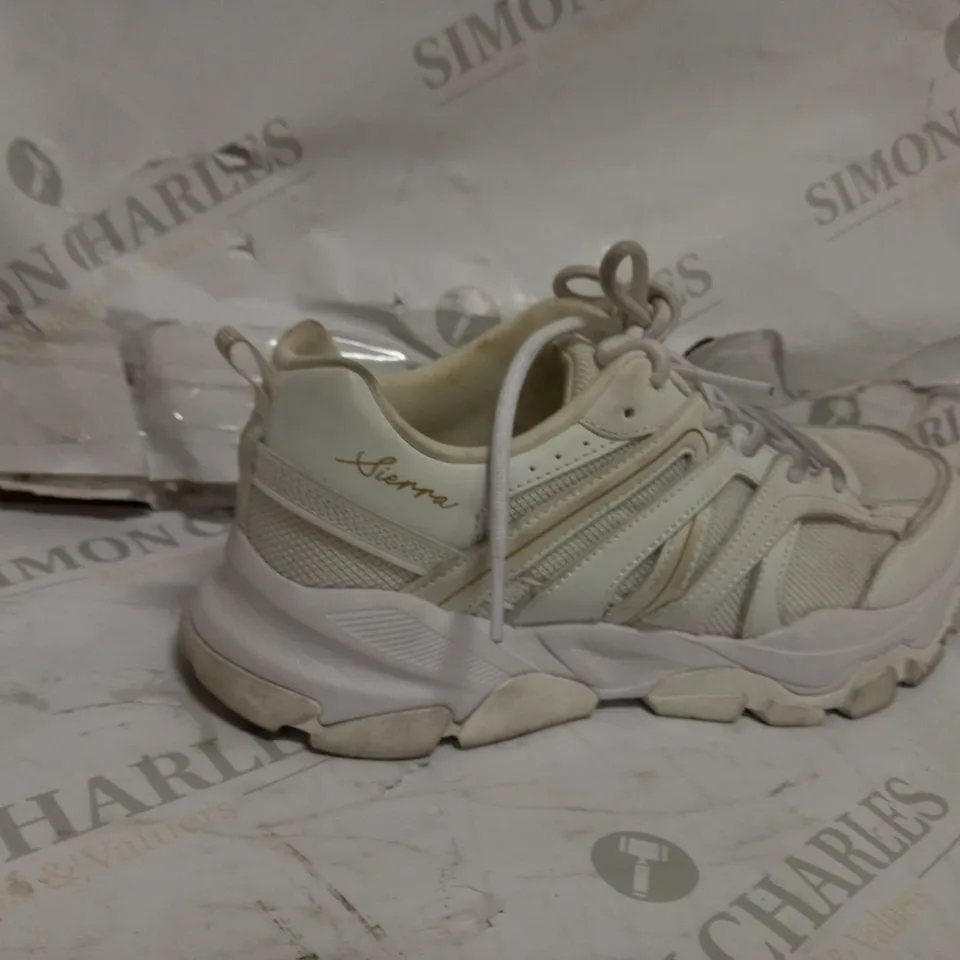 SIERRA WHITE TRAINERS 