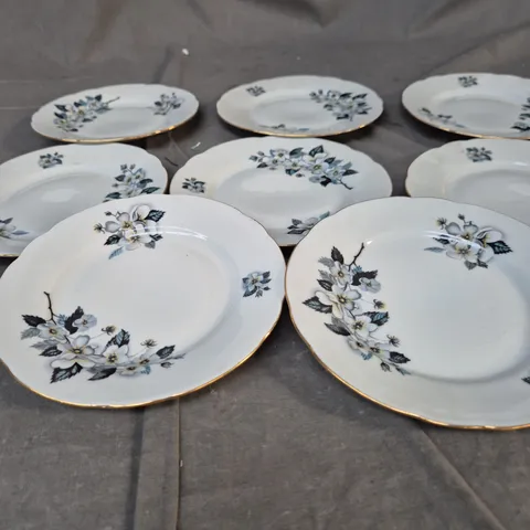 SET OF 8 PORCELAIN DESSERT PLATES WITH BLUE FLORAL PATTERN AND GILT RIMS (MZ MARK, CZECHOSLOVAKIA)