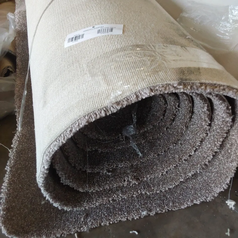 ROLL OF QUALITY EC HEARTLAND ULTRA KEMPSEY CARPET // SIZE: APPROXIMATELY 2 X 3m