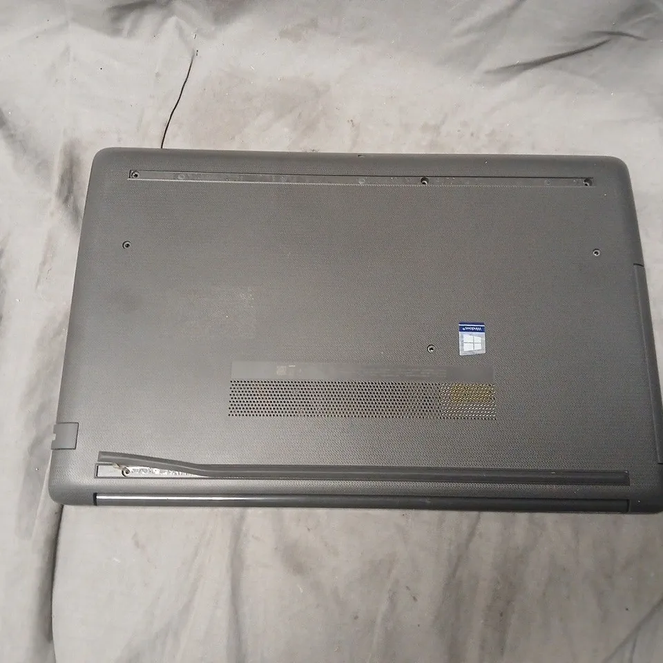 HP 255 G7 LAPTOP
