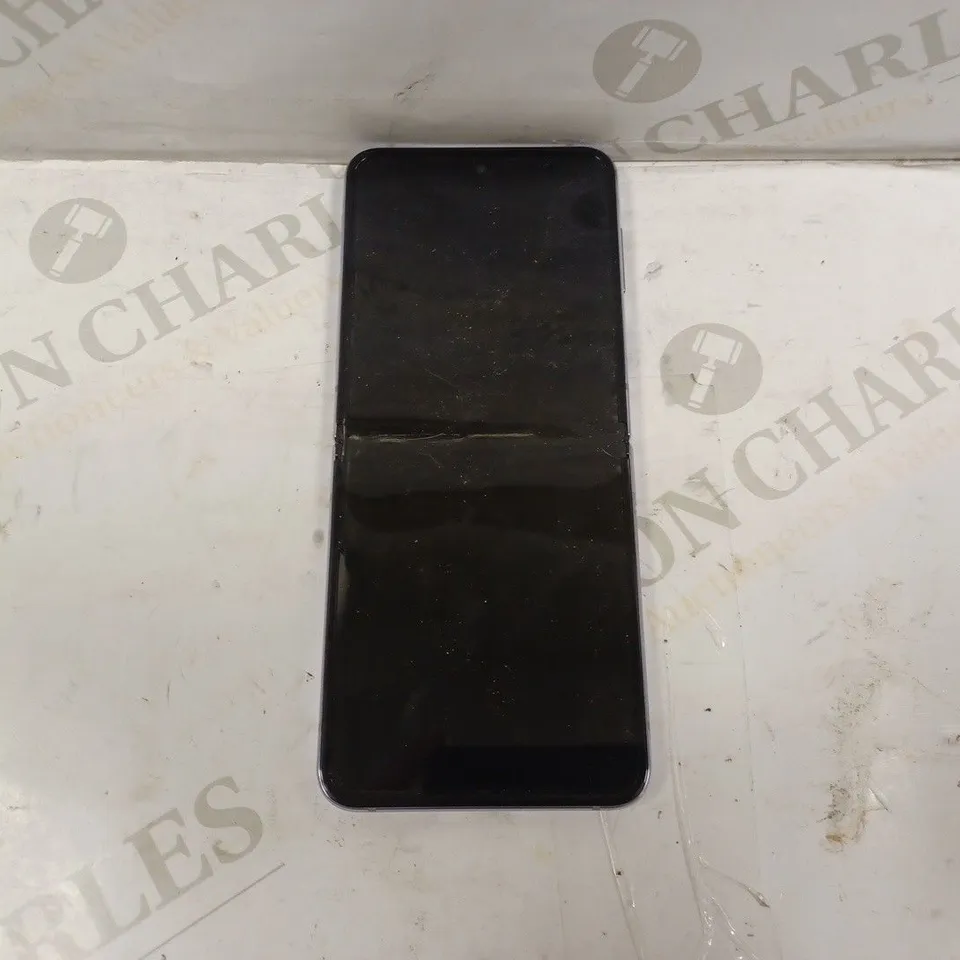 SAMSUNG Z FLIP 4
