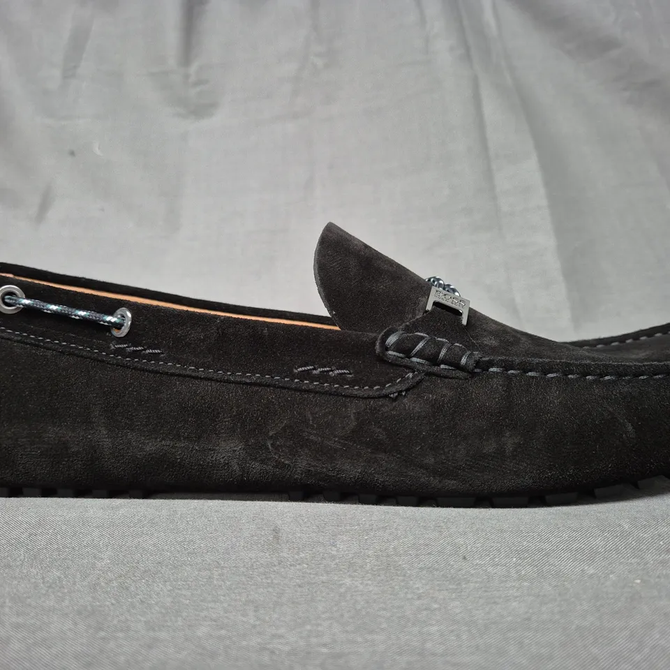 BRAND NEW BOXED PAIR OF HUGO BOSS LOAFERS IN BLACK UK SIZE 12