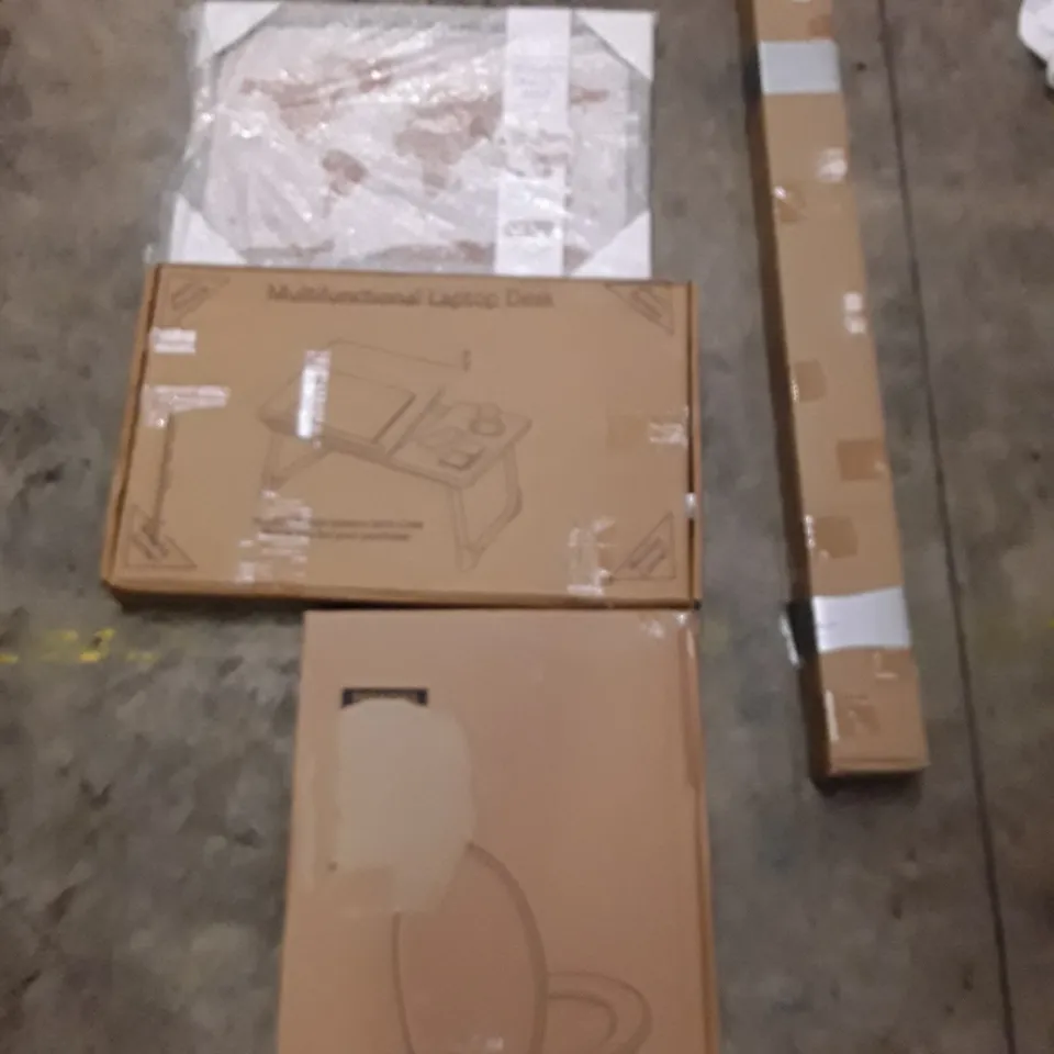 PALLET OF ASSORTED PRODUCTS TO INCLUDE; TOILET SEAT - LAPTOP DESK - TRAVEL MAP ECT