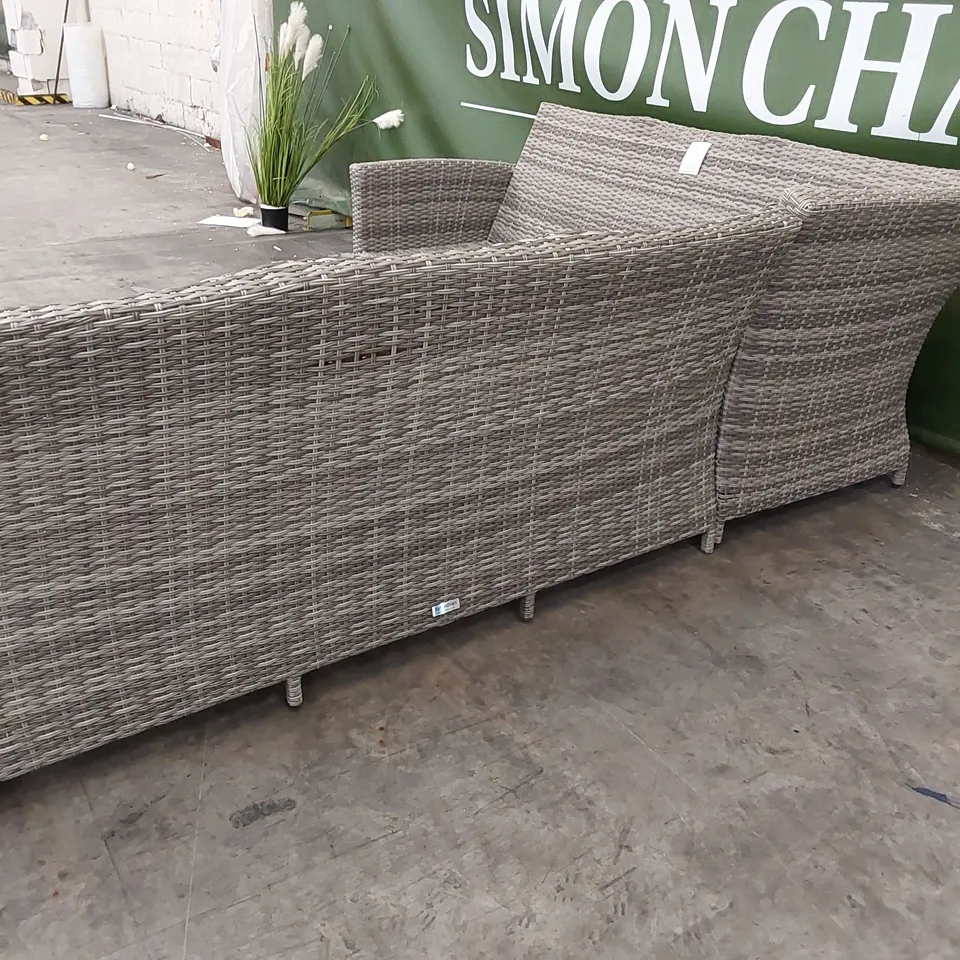 DESIGNER GREY RATTAN GARDEN/PATIO CORNER SOFA