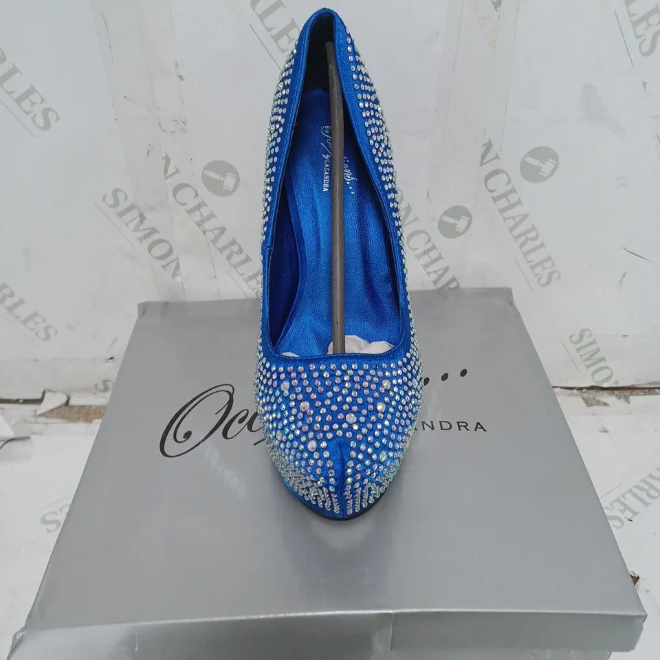 LOT OF 14 PAIRS OF OCCASIONS BY CASANDRA LADIES SHOES