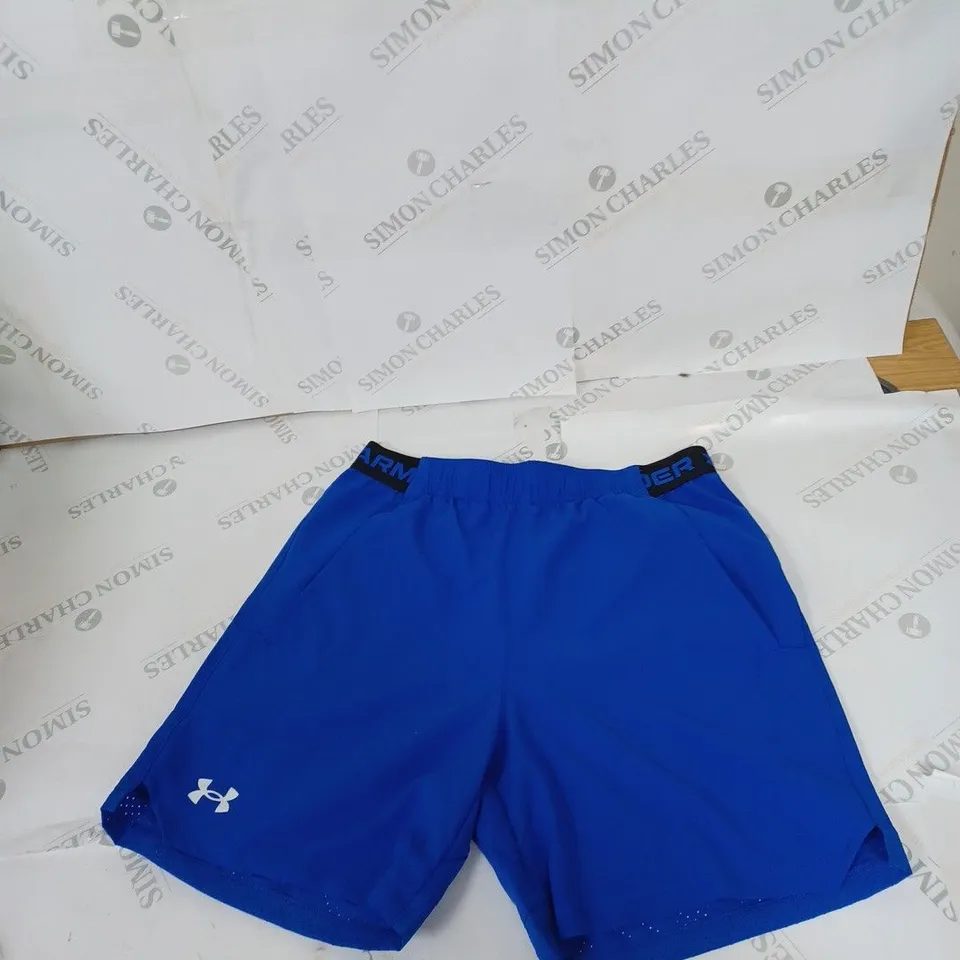 MENS BLUE UNDER ARMOUR SHORTS SIZE MEDIUM