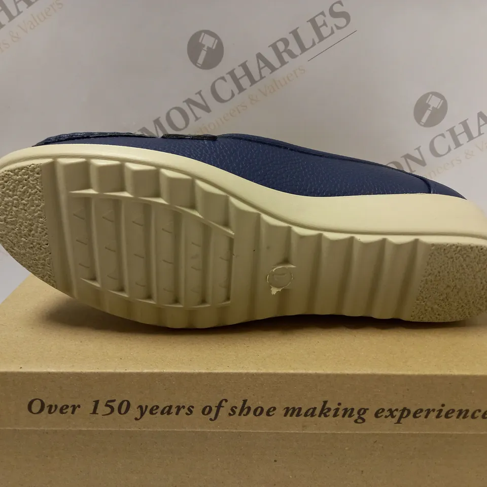 BOXED CUSHION WALK LOAFERS, NAVY - SIZE 7