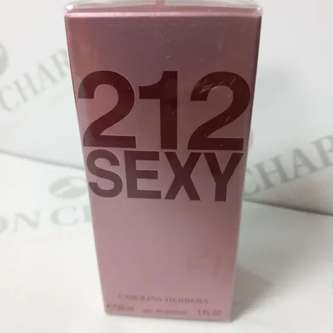 BOXED AND SEALED 212 SEXY CAROLINA HERRERA EAU DE PARFUM 30ML