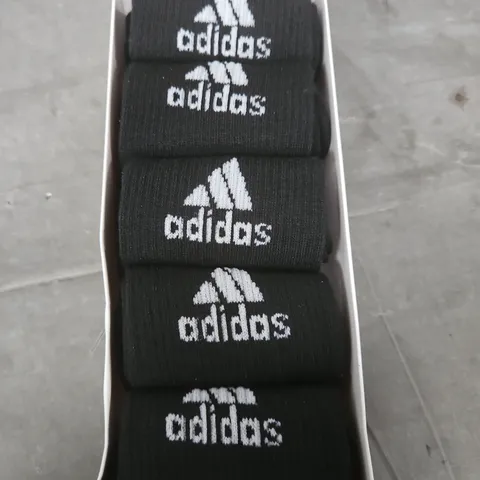 ADIDAS PACK OF 5 SOCKS IN BLACK