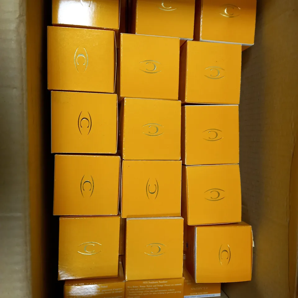 LOT OF APPROX 30 CLARINS PARIS SOS SUNBURN SOOTHER WITH MANGO AND SHEA BUTTER 40ML X 30