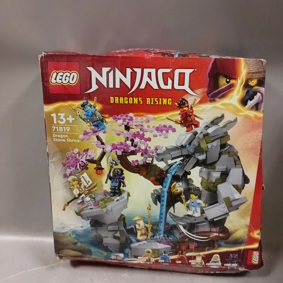 LEGO NINJAGO DRAGON STONE SHRINE NINJA TOY SET 71819