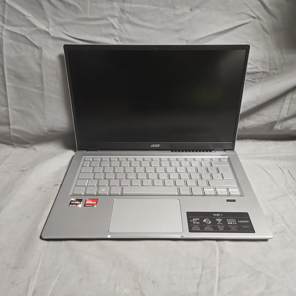 BOXED ACER SWIFT 3 LAPTOP IN PURE SILVER COLOUR