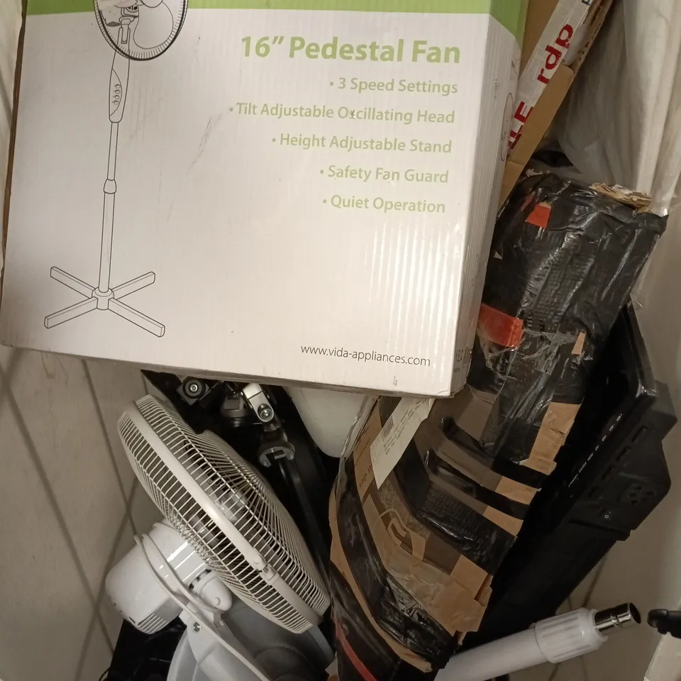 APPROXIMATELY 10 ASSORTED DAMAGED/INCOMPLETE ELECTRICAL PRODUCTS TO INCLUDE FAN, MONITORS, STANDS ETC - COLLECTION ONLY