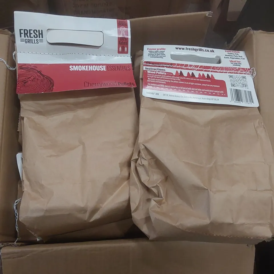 BOX CONTAINING APPROXIMATELY 15x BAGS OF FRESH GRILLS SMOKEHOUSE ESSENTIALS CHERRYWOOD PELLETS