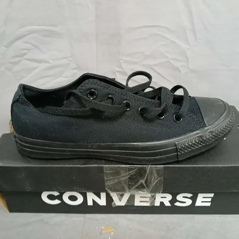 BOXED CONVERSE CHUCK TAYLOR ALL STAR BLACK MONOCHROME SNEAKERS – UK7 (MEN'S)