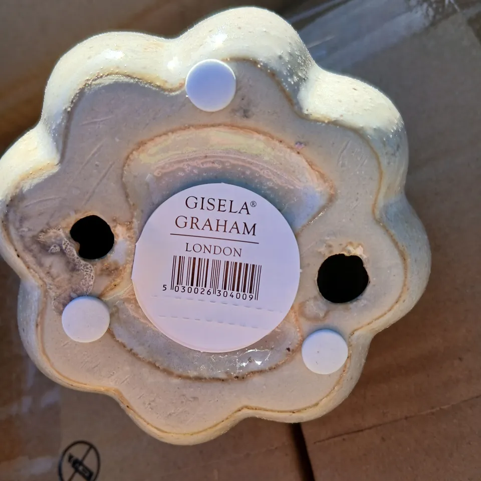 APPROXIMATELY 36 BRAND NEW GISELA GRAHAM LONDON CREAM CERAMIC PUMPKIN ORNAMENT