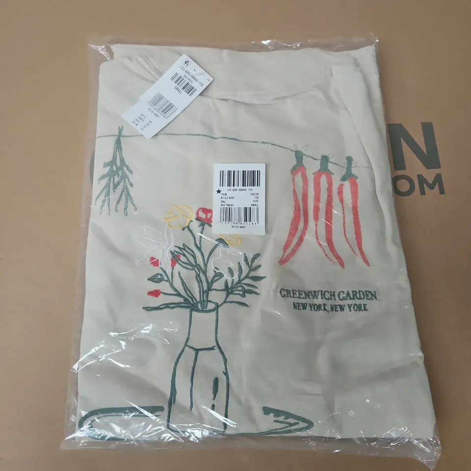 BAGGED ABERCROMBIE & FITCH PREMIUM HEAVYWEIGHT 2.0 GRAPHIC TEE IN OATMEAL - SMALL