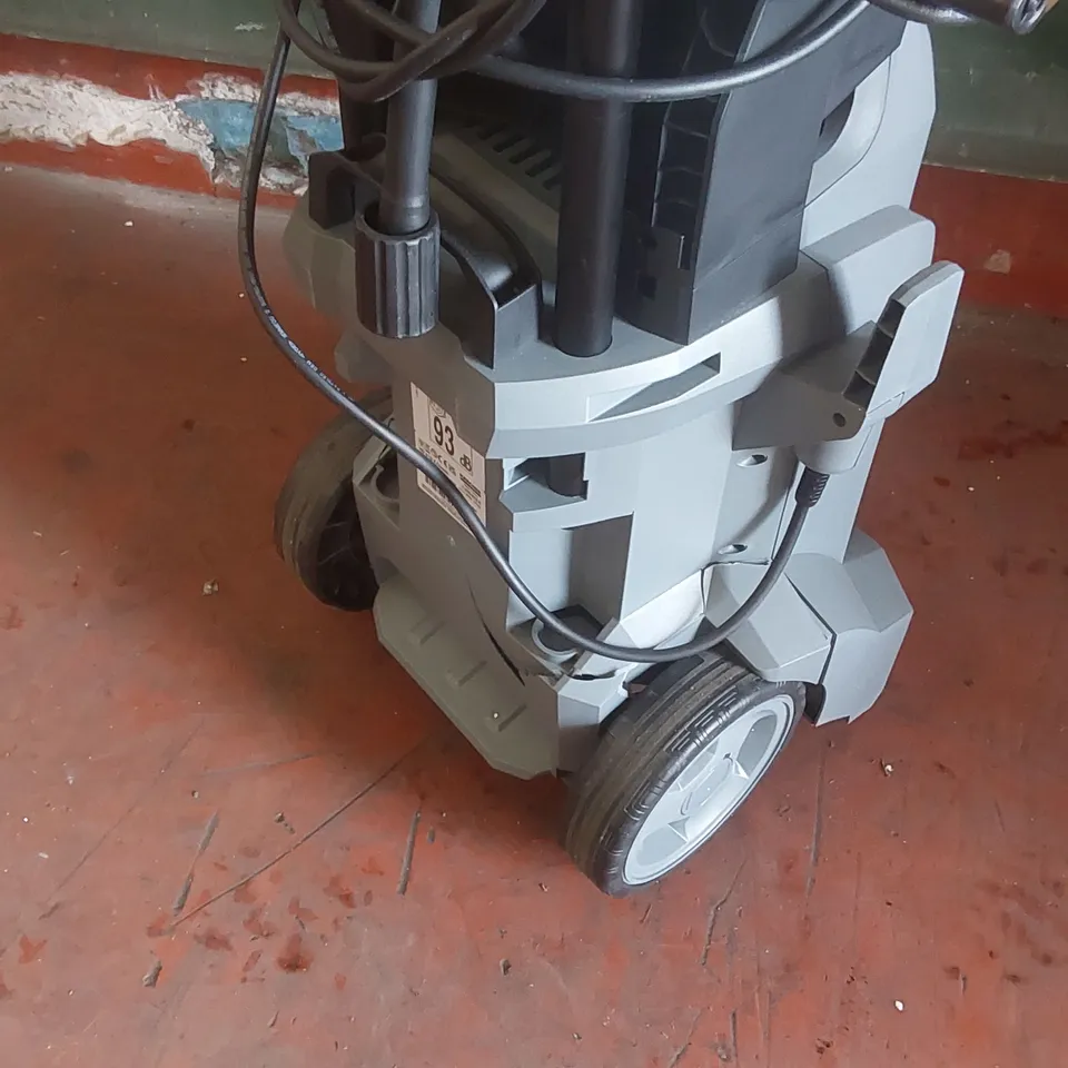 KÄRCHER HD 4/10X S/N 018496 ELECTRIC 240V PRESSURE WASHER