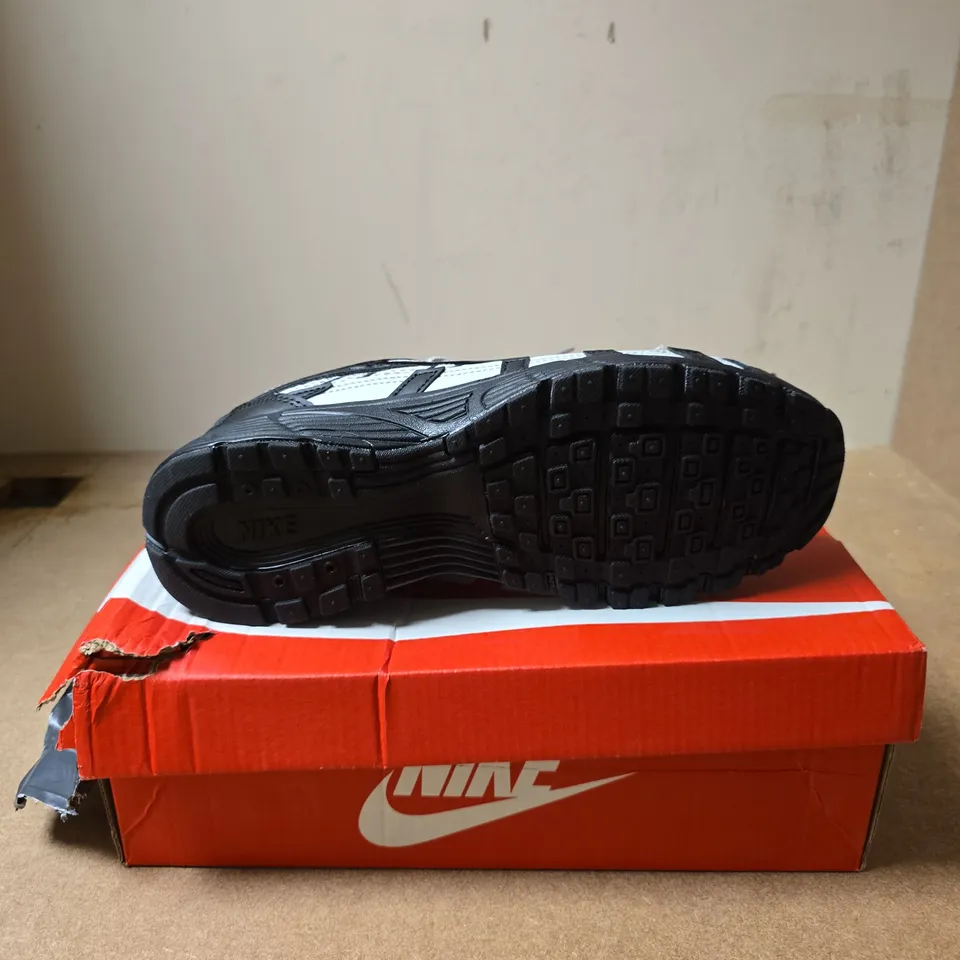 NIKE P-6000 SNEAKERS – WHITE/BLACK, UK 7