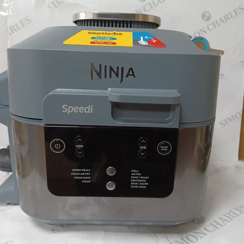 BOXED NINJA SPEEDI 10-IN-1 5.7L RAPID-COOKER & AIR FRYER ON400UK
