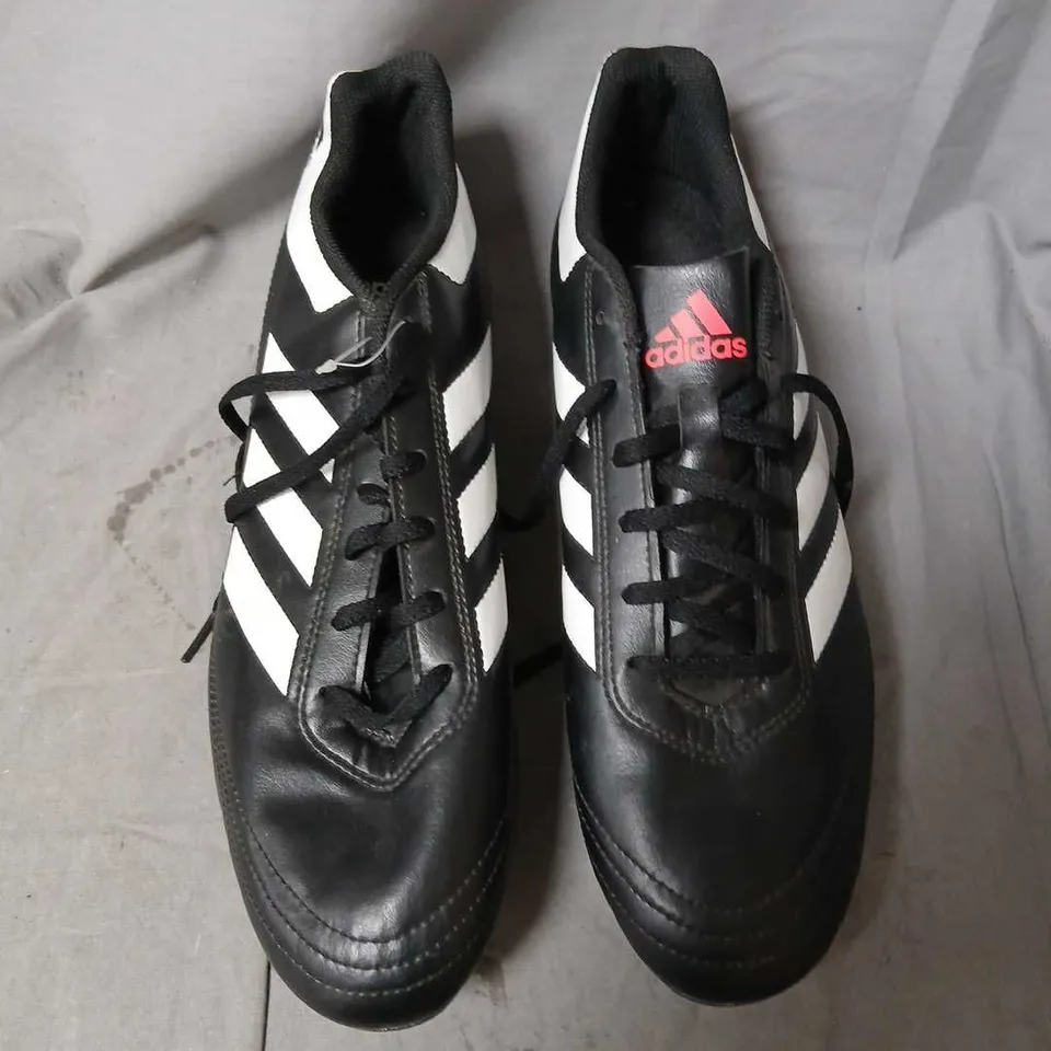 ADIDAS FOOTBALL BOOTS, BLACK WITH WHITE 3-STRIPES, UK 11 (EU 46) – MEN’S SOCCER BOOTS