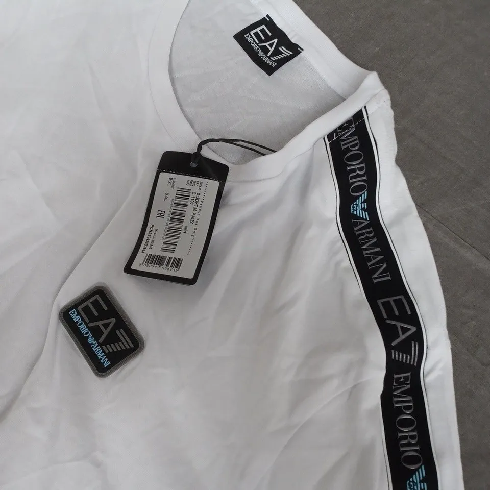 EMPORIO ARMANI WHITE SHORT SLEEVE T-SHIRT - XL