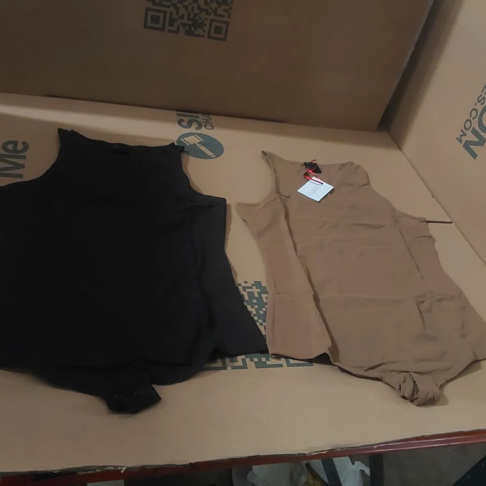 BOX CONTAINING APPROXIMATELY 23x PAIRS OF BRAND NEW MAGISCULPT BLACK/COFFEE RACER BODY - SIZE 14