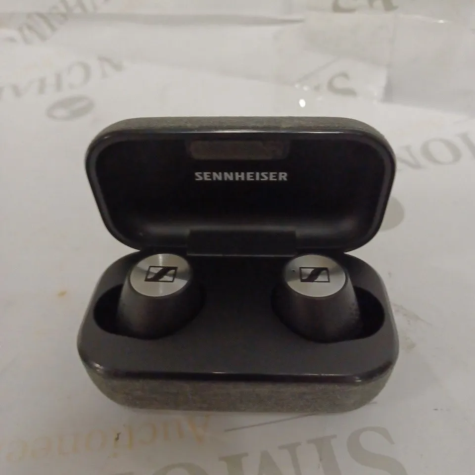 SENNHEISER WIRELESS EARPHONES 