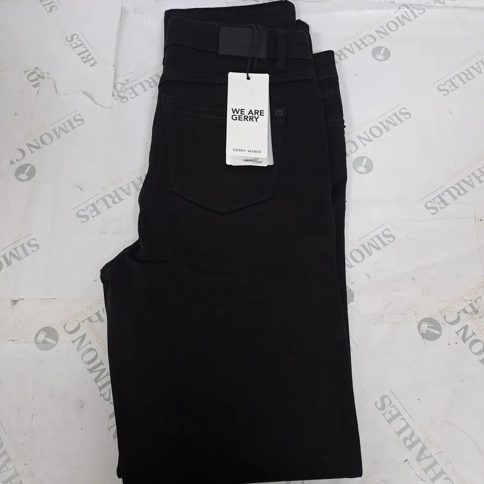 GERRY WEBER STRAIGHT FIT HOSE DENIM JEANS SIZE 40R
