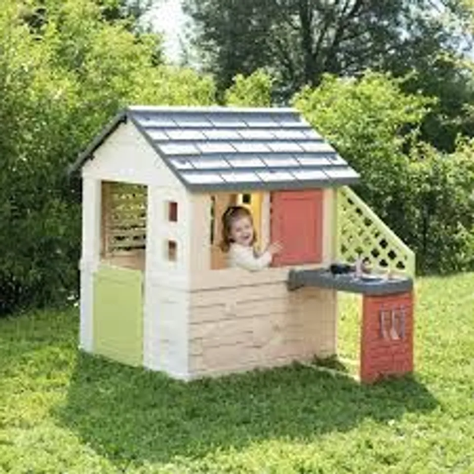 BOXED SMOBY LIFE NATURE PLAYHOUSE WITH KITCHEN (1 BOX) RRP £154.99