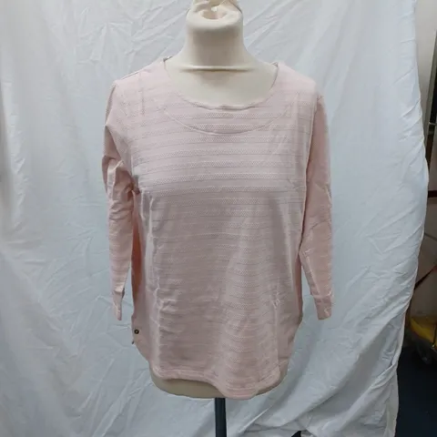 WEIRD FISH PRIM ROSE PINK TSHIRT