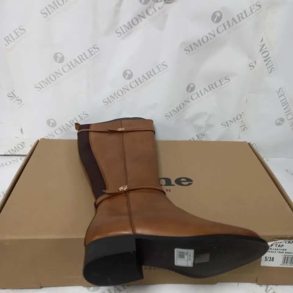 DUNE TAP WIDE BOOT TAN LEATHER SIZE 5
