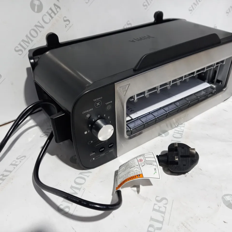 BOXED NINJA 2 IN 1 TOASTER & GRILL ST100UK