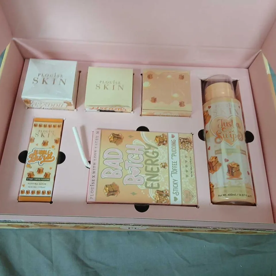 BOXED PLOUISE X LACEY IN A STICKY SITUATION WITH MY BESTIE TOO SWEET TO HANDLE BABE GIFT SET