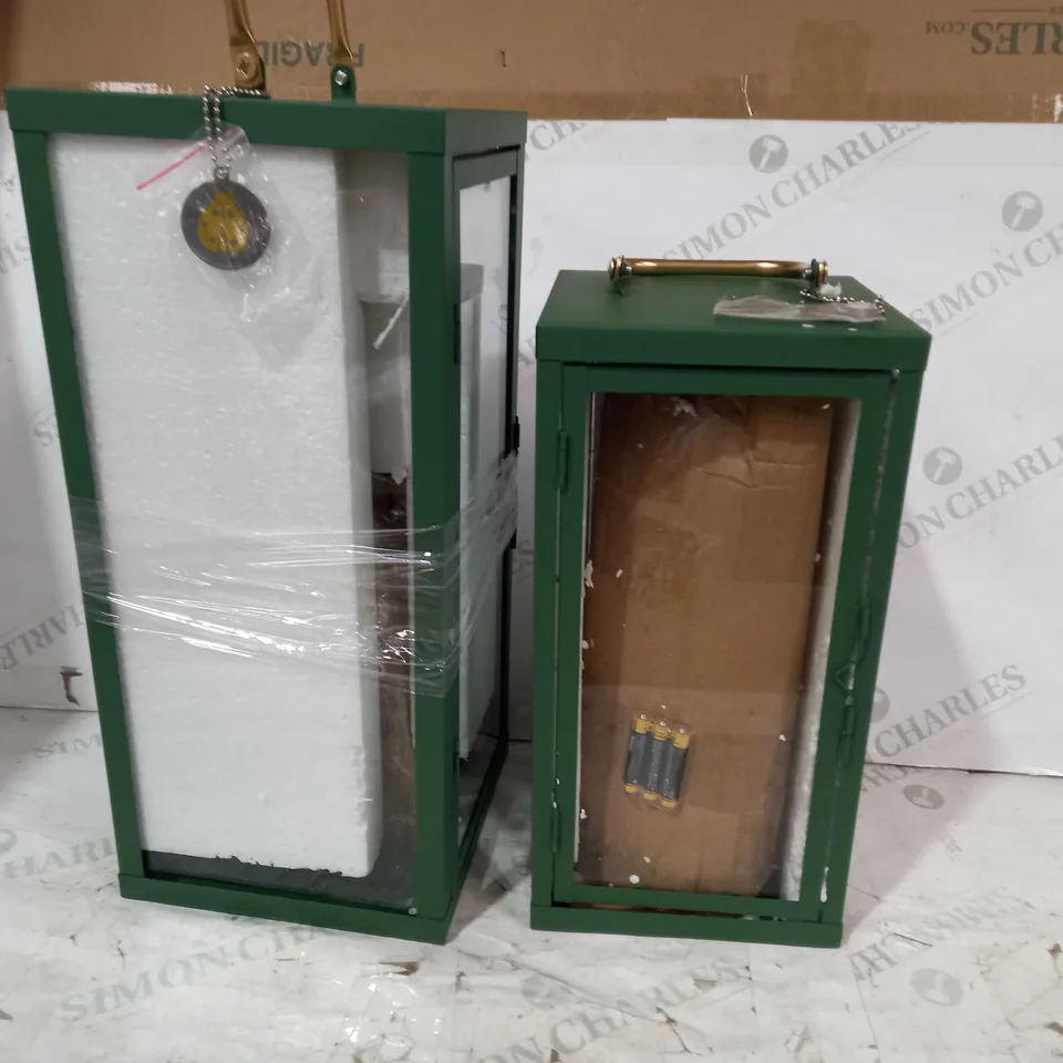 BUNDLEBERRY BY AMANDA HOLDEN SET OF 2 SQUARE LANTERNS WITH REMOVABLE LAMPS